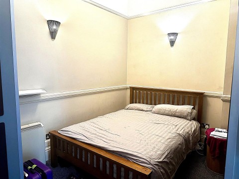 View Full Details for Springfield Road, Leicester