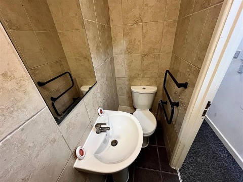 View Full Details for Pocklingtons Walk, Leicester