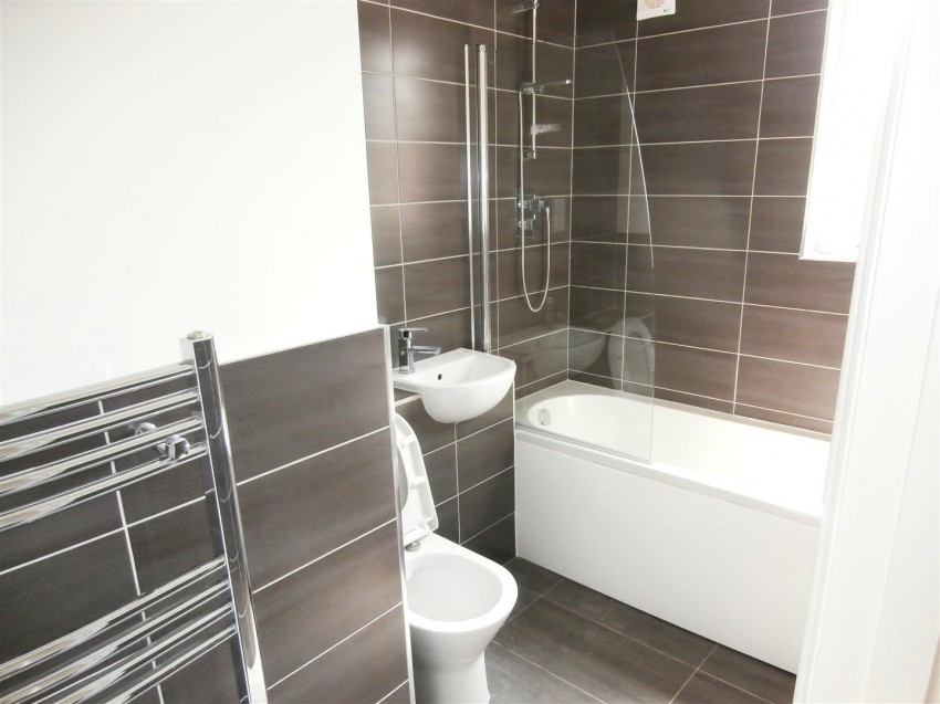 Images for Knighton Drive, Stoneygate, Leicester