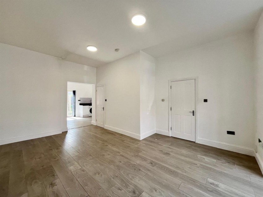 Images for Knighton Drive, Stoneygate, Leicester