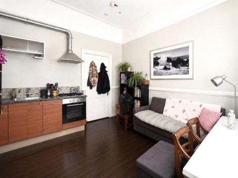 View Full Details for Springfield Road, Leicester